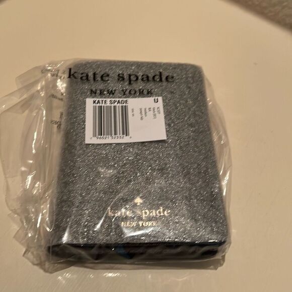 Kate Spade Black Saffiano Leather Passport Holder Wallet Card Slots Travel NWT - Picture 9 of 10